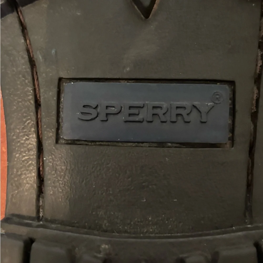 SPERRY Saddle Tan Leather Boat Shoes Size 9.5M